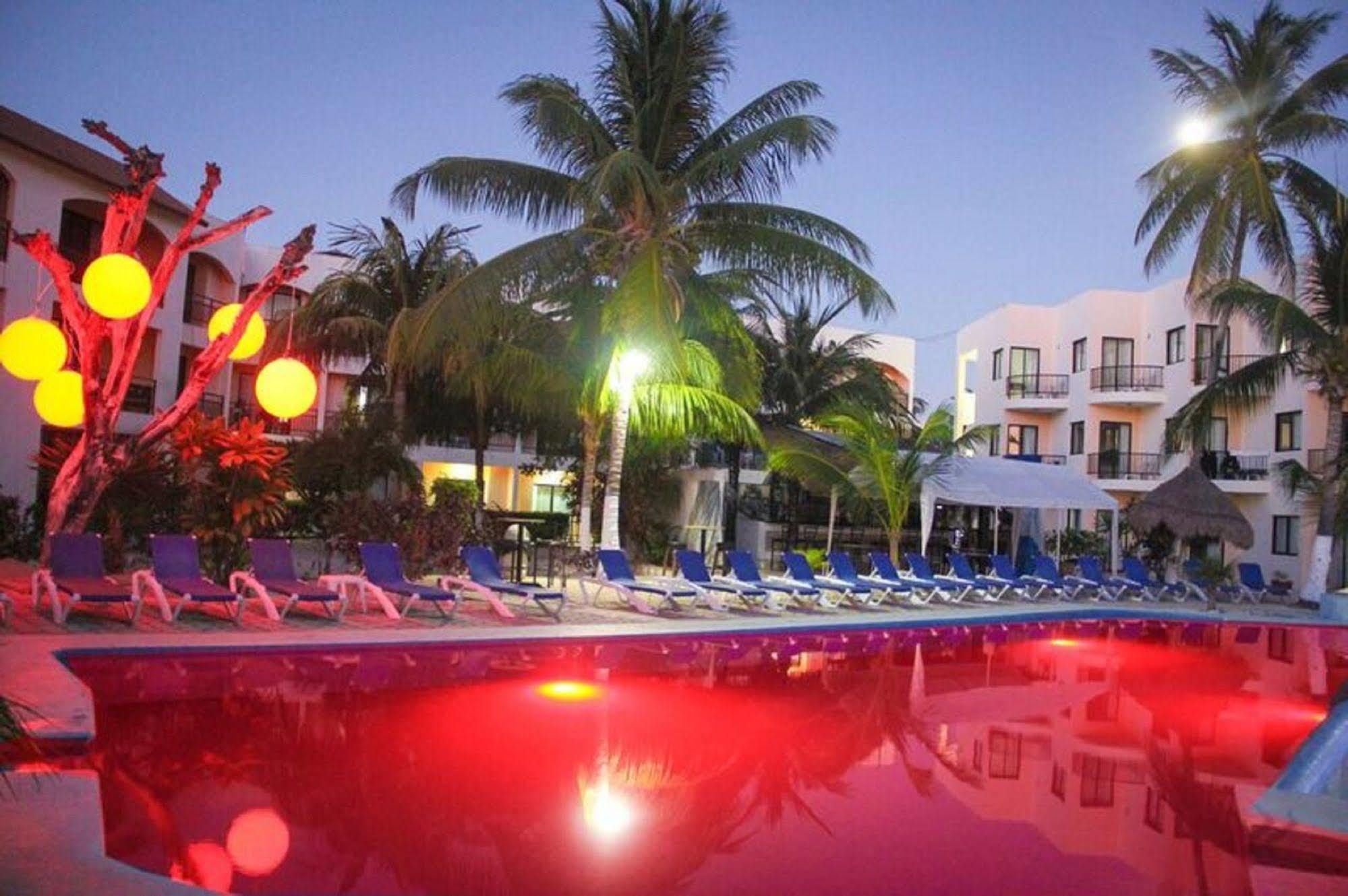 Hotel Posada Del Mar Isla Mujeres Exterior photo